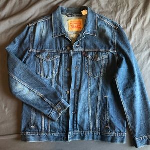 Levi’s denim jacket